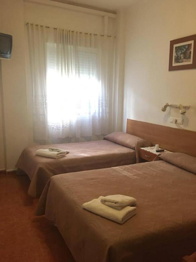 Pension Miraflores Saragoça Exterior foto